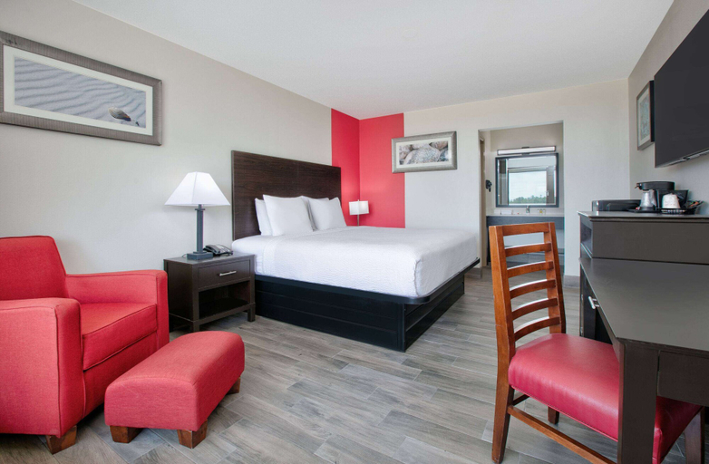 Bedroom 3, Ramada by Wyndham Diamondhead I-10/Gulfport, Hancock