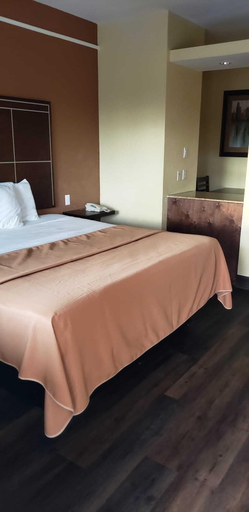 Bedroom 2, Highlands Suites, Houston