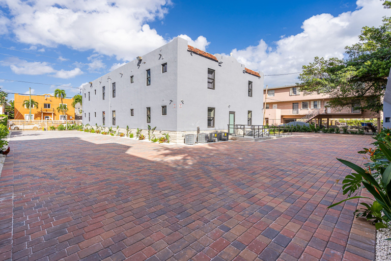 Exterior & Views 2, Luxury Comfort Apartment with Parking, Miami-Dade
