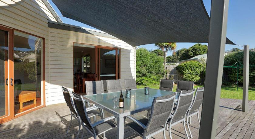 Between the Seas, Mornington P'sula - South