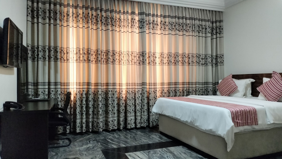 Bedroom 2, Hans Place Hotel, AbujaMun