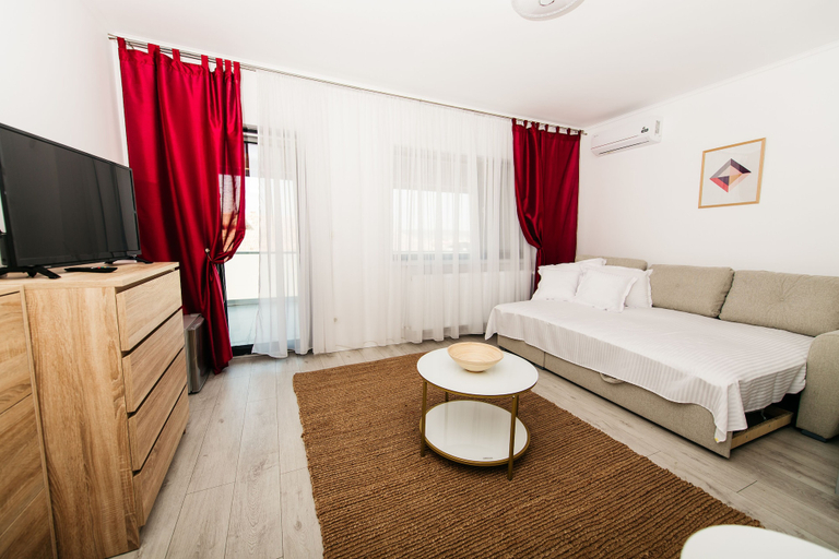 Others 3, EVRA APARTMENTS, Recas