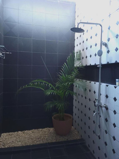 Bathroom 3, Ceda Guest House by HiveRooms, Santa Fe