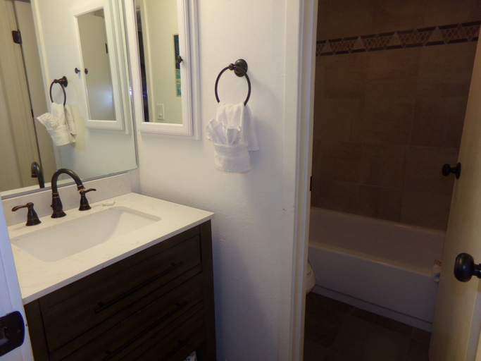 Bathroom 3, Wild Irishman 2 bed 2 bath Sleeps 9 WIBH, Summit