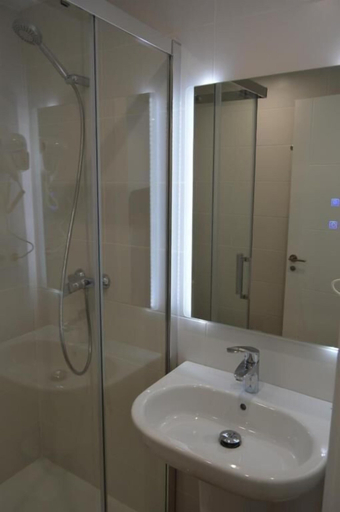 Bathroom 4, Apartamentos el Beyu, Asturias