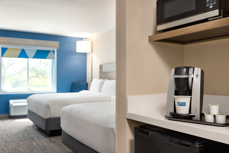 Bedroom 4, Holiday Inn Express & Suites FORT PIERCE WEST by IHG, Saint Lucie