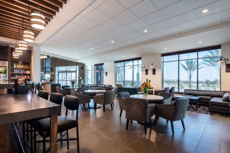 Food & Drinks 5, Hyatt Place Delano, Kern