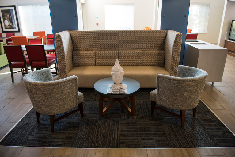 Others 2, Holiday Inn Express & Suites LEXINGTON-DOWNTOWN/UNIVERSITY by IHG, Fayette