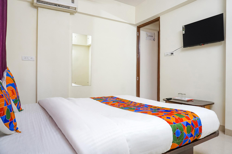 Bedroom 3, FabHotel Stay Inn - IT Hub, Pune