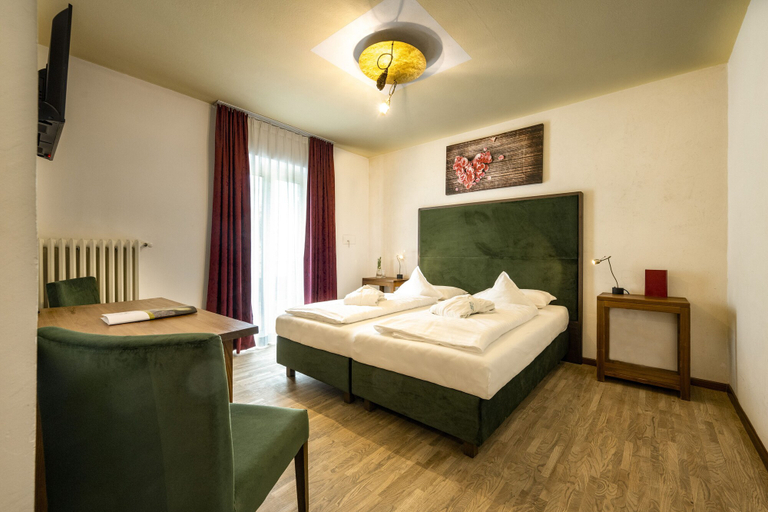 Bedroom 4, Parc Hotel Florian, Bolzano