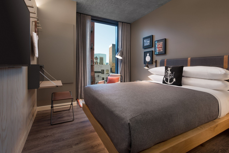 Bedroom 4, Moxy San Diego Downtown/Gaslamp Quarter, San Diego