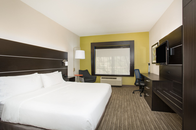 Bedroom 4, Holiday Inn Express & Suites FT. COLLINS by IHG, Larimer