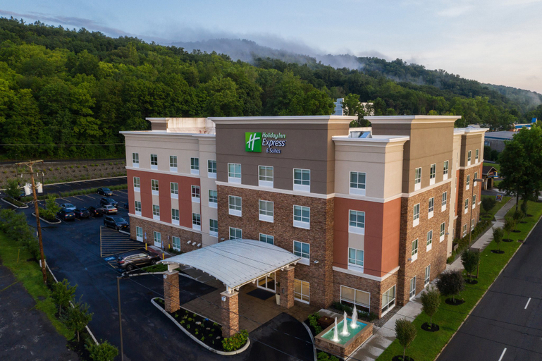 Exterior & Views 2, Holiday Inn Express & Suites ITHACA by IHG, Tompkins