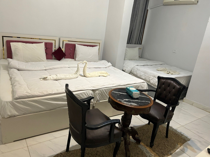 Bedroom 4, Falcon pyramids inn, Al-Ahram