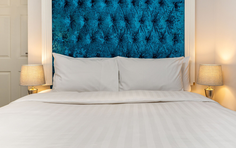 Bedroom 2, Clifden House by Nina, Dublin