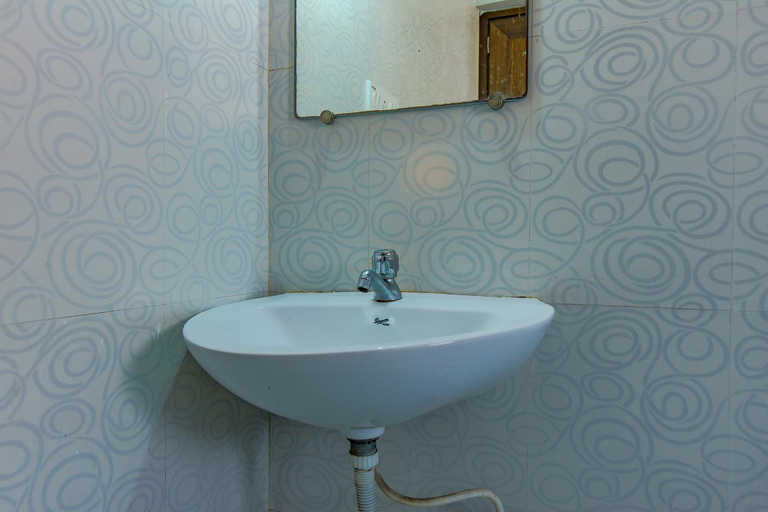 Bathroom 3, FabHotel Capital Casa - Newtown Bus Stand, North 24 Parganas