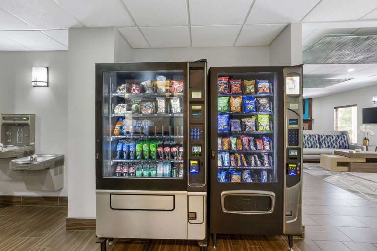 Food & Drinks 5, Best Western Plus Springfield Airport Inn, Greene