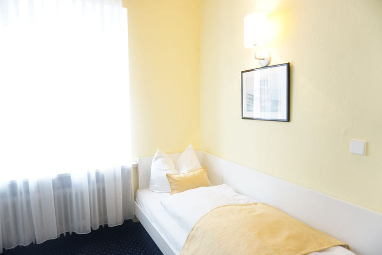 Bedroom 3, Herdegen Rooms - Self Check-In, Passau