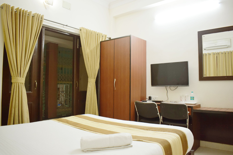 Bedroom 3, Krishna Kunja Guest House, North 24 Parganas