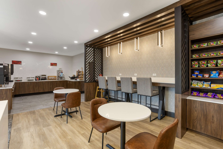 Food & Drinks 5, Best Western Plus Columbia Inn, Boone