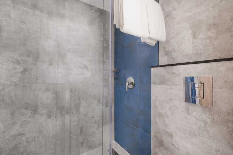 Bathroom 4, 7 Apple Hotel Nashik, Nashik