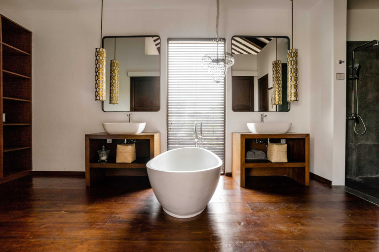 Bathroom 3, Exclusive Villas Complex, 8 BR, Canggu With Staff, Badung