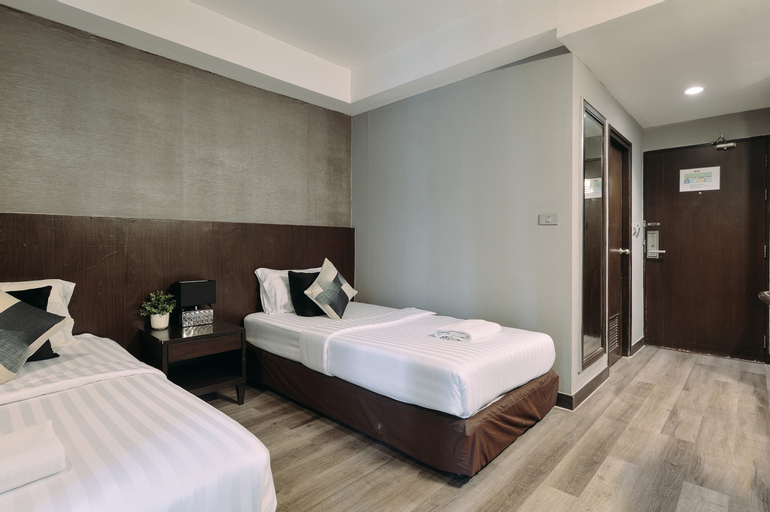 Bedroom 8
