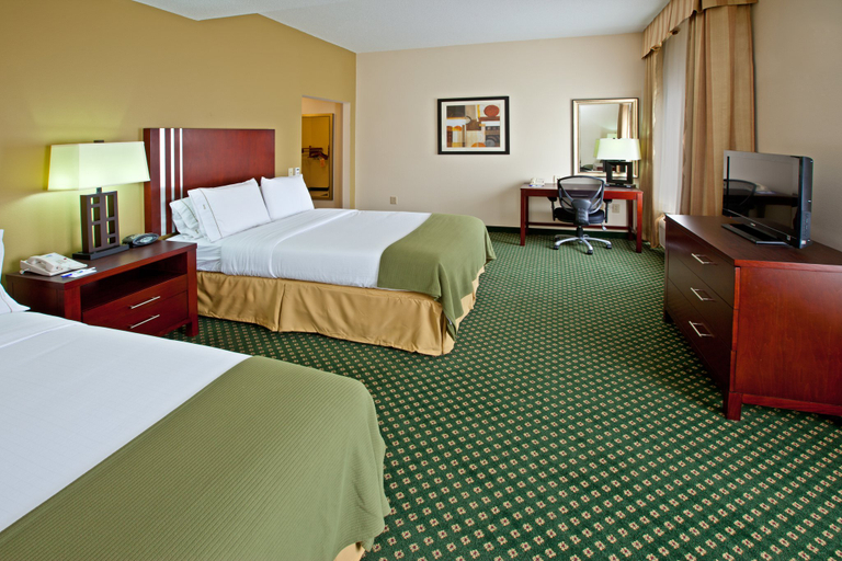 Bedroom 4, Holiday Inn Express & Suites INDIANAPOLIS - EAST by IHG, Indianapolis