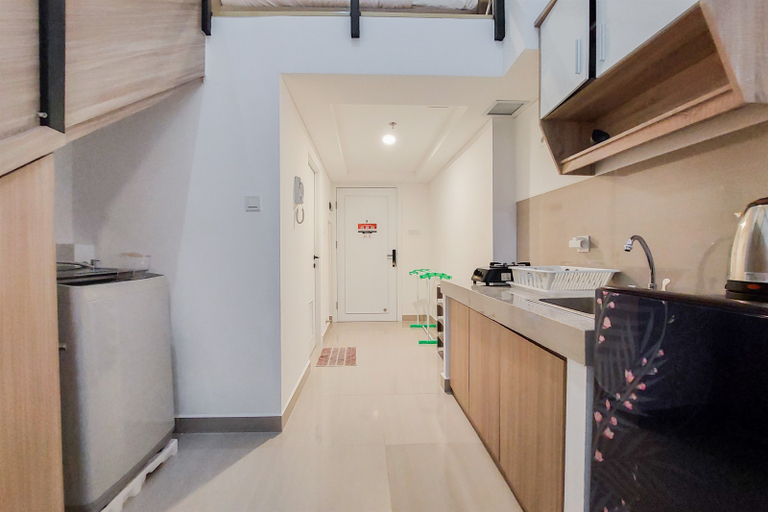 Others 4, Spacious and Elegant Studio Loft Kingland Avenue Apartment By Travelio, Tangerang