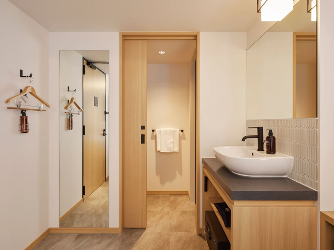 Bathroom 4, Asai Kyoto Shijo Hotel, Kyoto