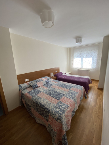 Bedroom 3, dpCristal Calvo Sotelo 164 4C, Lugo