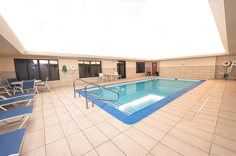 Sport & Beauty 3, Holiday Inn Express & Suites EAST LANSING by IHG, Ingham