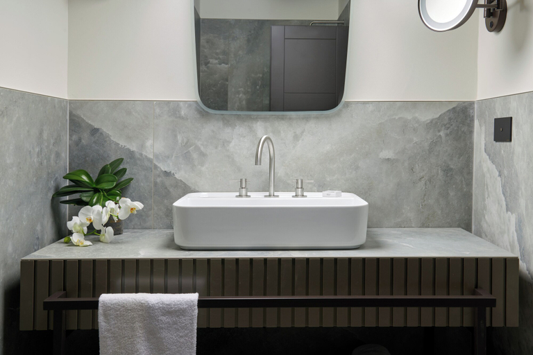 Bathroom 3, Maximilian Suites, Trieste