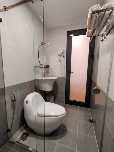 Bathroom 3, Heritage Hotel, Tuy Hoa
