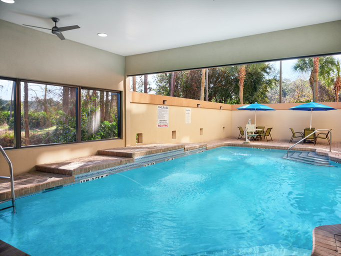 Sport & Beauty 3, Holiday Inn Express & Suites JACKSONVILLE SE- MED CTR AREA by IHG, Duval