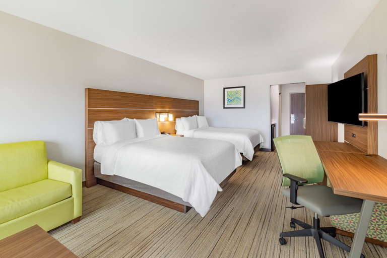Bedroom 2, Holiday Inn Express & Suites LINCOLN DOWNTOWN by IHG, Lancaster