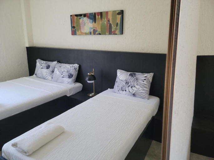 Bedroom 2, Ceda Guest House by HiveRooms, Santa Fe