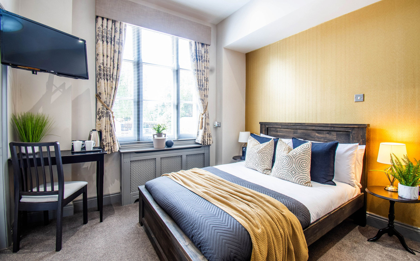 Bedroom 2, Eton House, Somerset