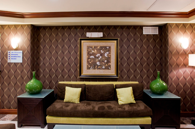 Public Area 3, Holiday Inn Express & Suites WOODLAND HILLS, Los Angeles