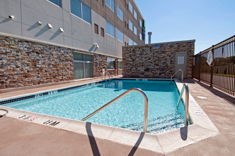 Sport & Beauty 5, Holiday Inn Express & Suites JOHNSTOWN by IHG, Cambria