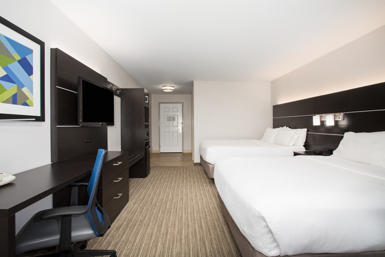 Bedroom 3, Holiday Inn Express & Suites FT. COLLINS by IHG, Larimer