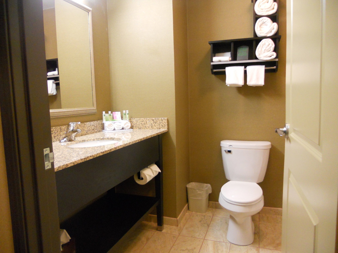 Bathroom 3, Holiday Inn Express & Suites GREENSBURG by IHG, Westmoreland