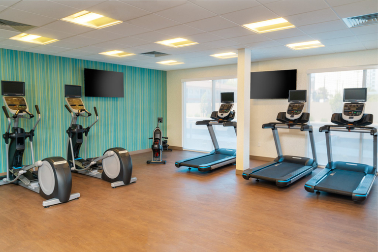 Others 4, Holiday Inn Express & Suites LAS VEGAS - E TROPICANA by IHG, Clark