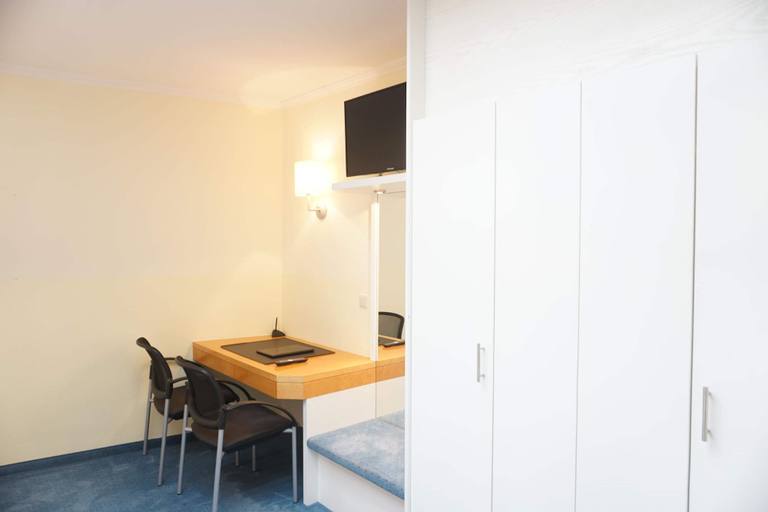 Others 5, Herdegen Rooms - Self Check-In, Passau