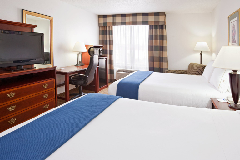 Bedroom 3, Holiday Inn Express & Suites ALLIANCE by IHG, Stark