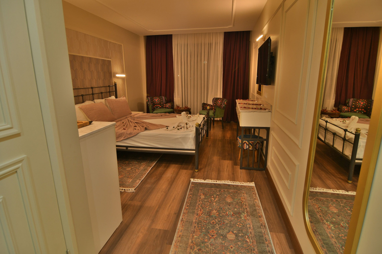 Bedroom 2, SUR PALACE HOTEL, Merkez