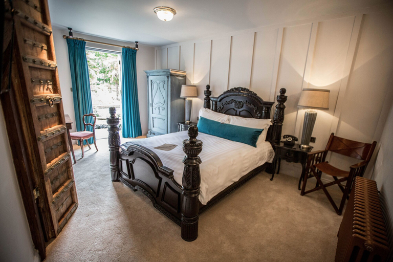 Bedroom 2, Le Petit Chateau & William de Percy, Northumberland