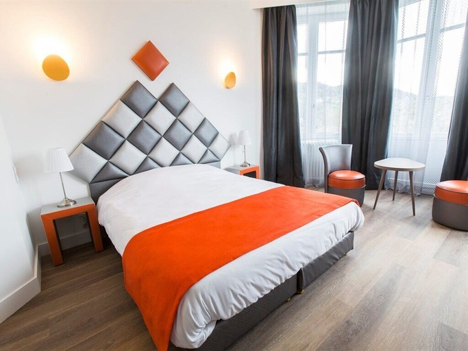 Bedroom 1, Villa Fani, Puy-de-Dôme