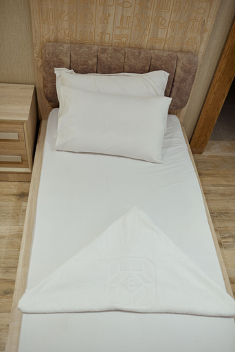 Bedroom 4, Royal Great Pyramid INN, Al-Ahram