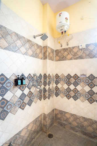 Bathroom 3, Gharial Bagh Resort, Sawai Madhopur